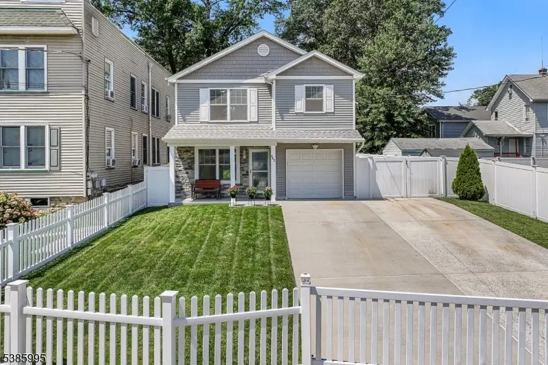 902 Spruce St, Roselle, NJ 07203 - Image #2