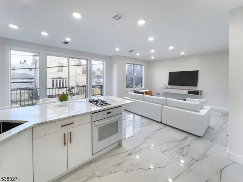 285 Lembeck Ave, Jersey City, NJ 07305 - #3