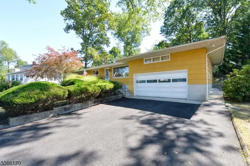 48 Alps Rd, Wayne, NJ 07470 - Image #2