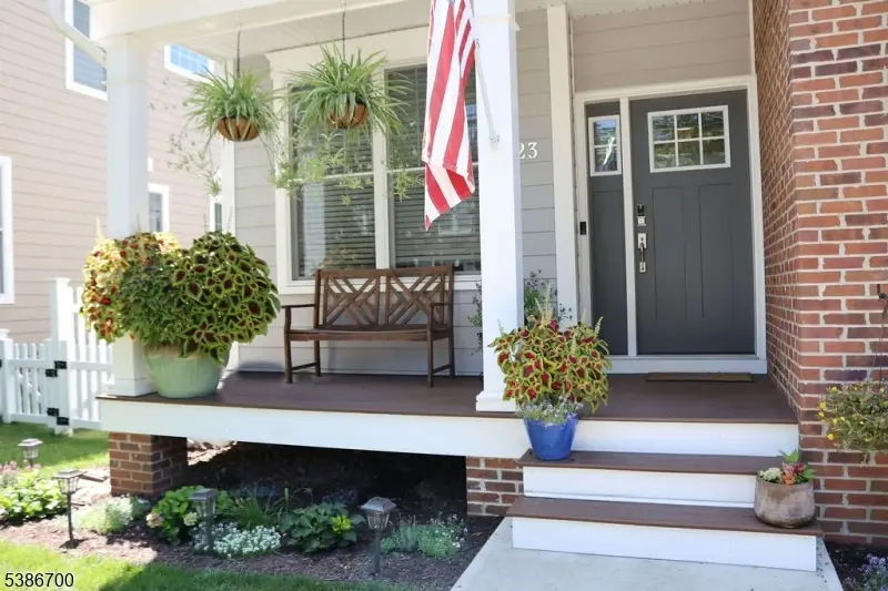 823 Harrison St, Frenchtown, NJ 08825 - Image #2