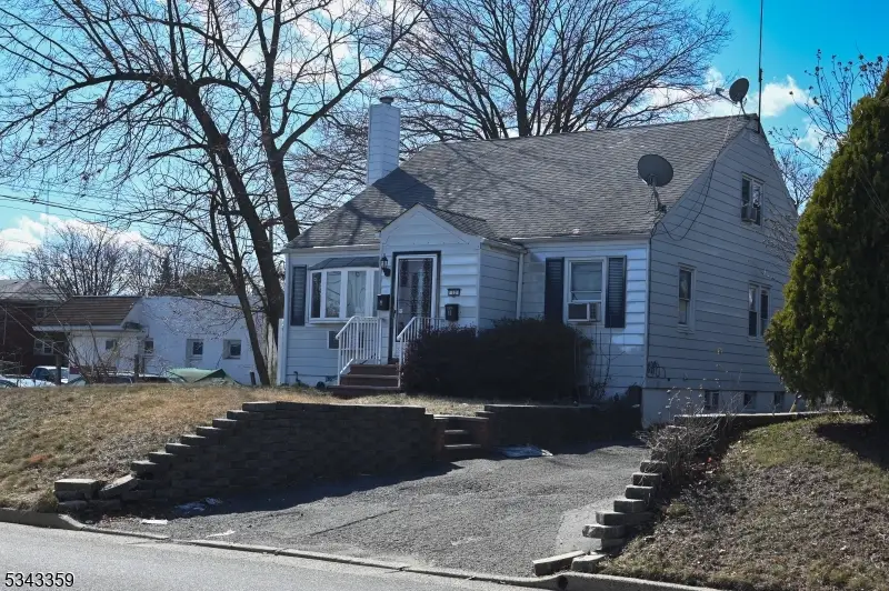 12 Old Post Rd, Edison, NJ 08817 - Image #2