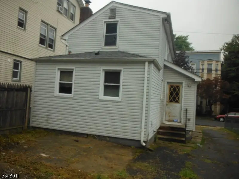 43 Charles St, Watsessing, NJ 07003 - Image #3