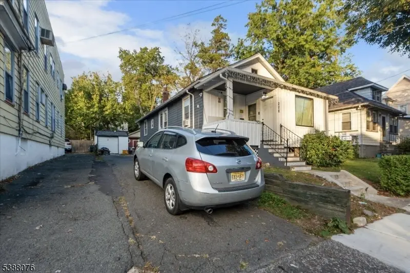 228 Madison Ave, Irvington, NJ 07111 - Image #3
