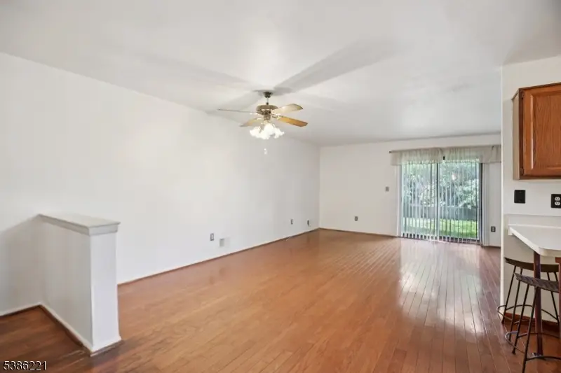 915 Spruce Hills Dr, Glen Gardner, NJ 08826 - Image #3