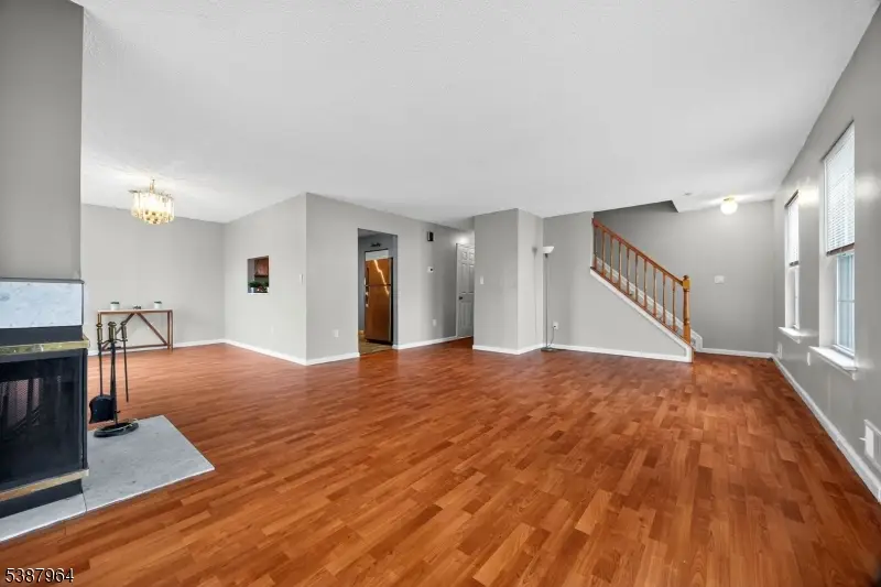 42 Vaughan Dr #42, Newark, NJ 07103 - Image #3