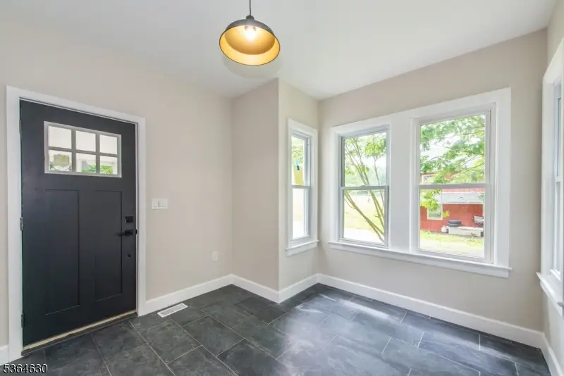 2 New Mashipacong Rd, Montague, NJ 07827 - Image #2