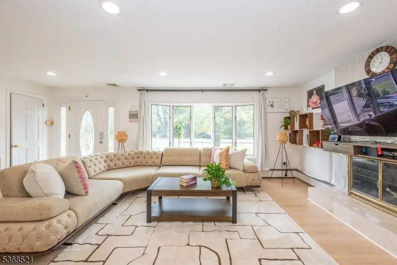 531 Mountain Ave, North Caldwell, NJ 07006 - Image #3