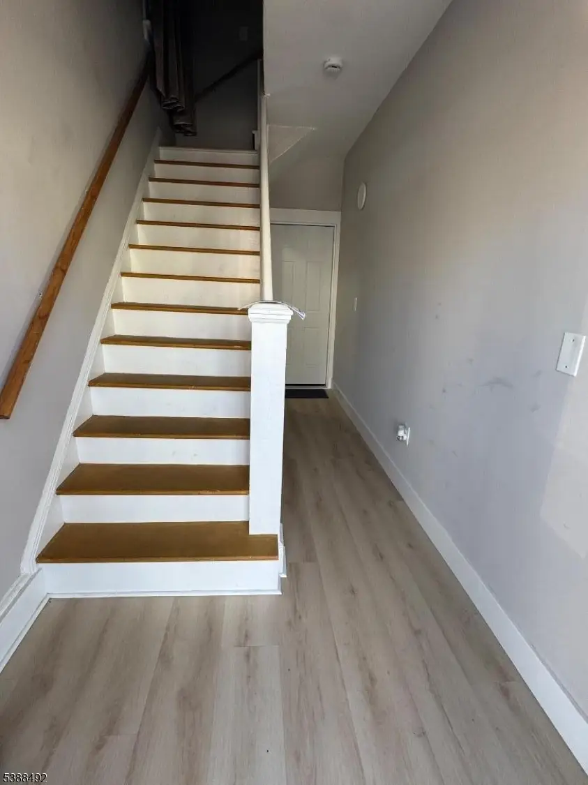 322 N 10th St, Newark, NJ 07107 - Image #2