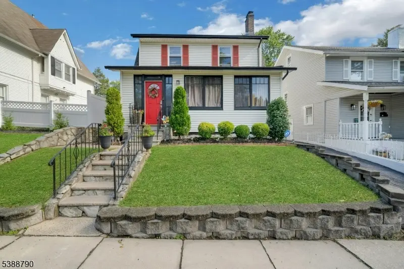 18 Whitman Ave, East Orange, NJ 07017 - Image #1