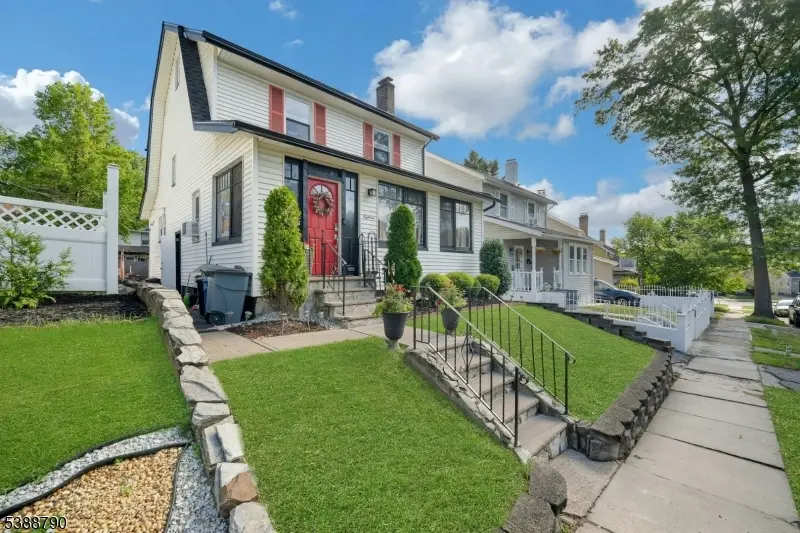 18 Whitman Ave, East Orange, NJ 07017 - Image #2