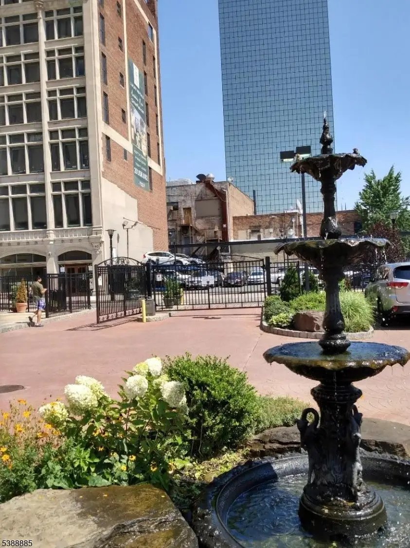 111 Mulberry St #6J, Newark, NJ 07102 - Image #2