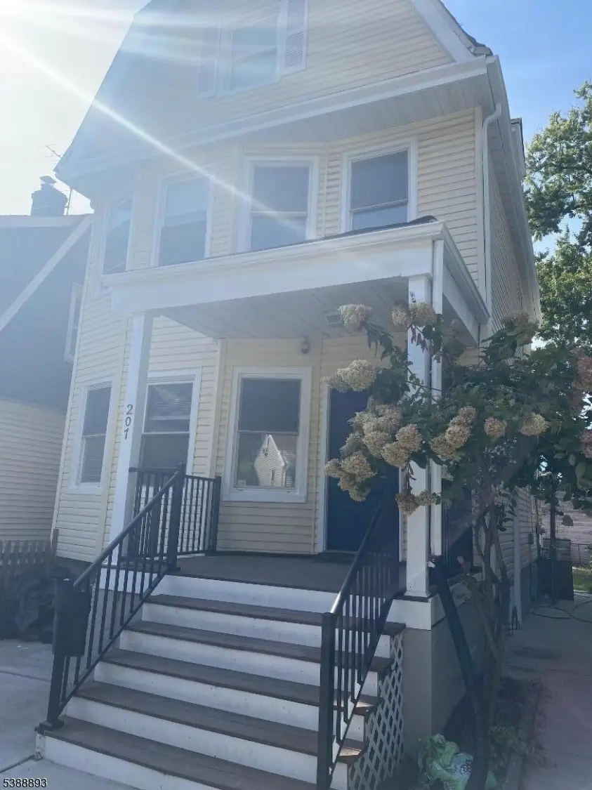 207 Brighton Ave, East Orange, NJ 07017 - Image #3
