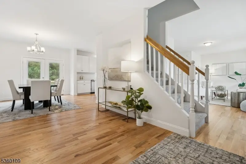 4 Sterling Dr, Wantage, NJ 07461 - Image #2