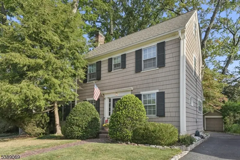 16 Craig Pl, Cranford, NJ 07016 - Image #2
