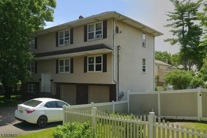 85 Grove St, South Hackensack, NJ 07606 - Image #2