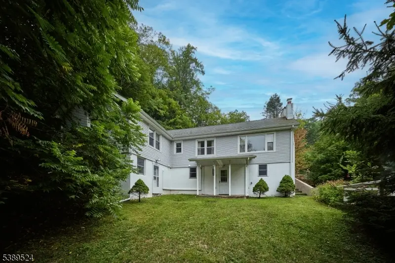 41 Sand Pond Rd, Hardyston, NJ 07419 - Image #2