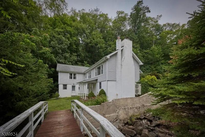 41 Sand Pond Rd, Hardyston, NJ 07419 - Image #3