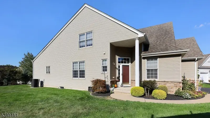 9 Pitcher Pt, Franklin Township, NJ 08873 - Image #3