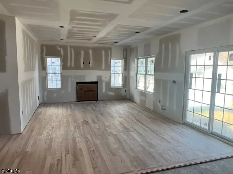 240 Atlantic Dr, Parsippany Troy Hills, NJ 07054 - Image #2