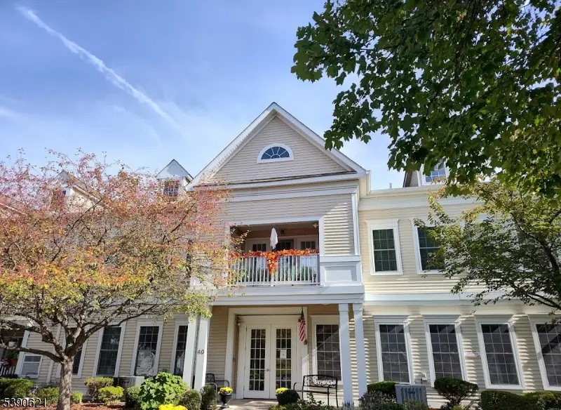 4002 Brookfield Glen Dr, Brookfield, NJ 07823 - Image #1