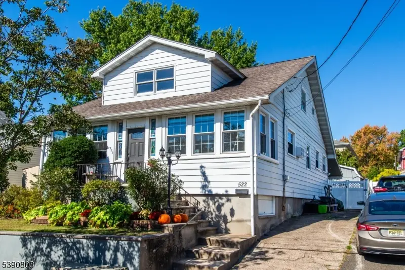 522 9th St, Carlstadt, NJ 07072 - Image #1