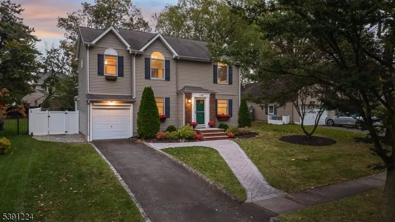 129 Thomas St, Cranford, NJ 07016 - Image #2