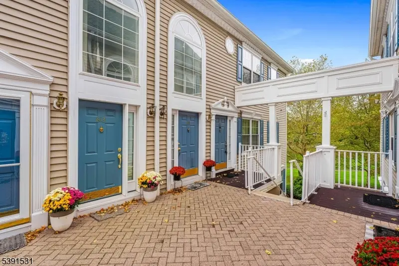 615 Magnolia Ln, Branchburg, NJ 08876 - Image #2