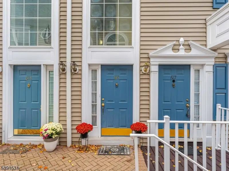 615 Magnolia Ln, Branchburg, NJ 08876 - Image #3