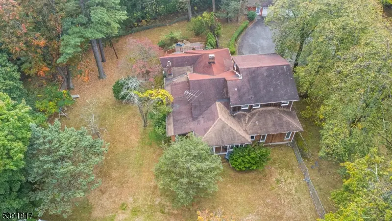 951 N Beverwyck Rd, Lake Hiawatha, NJ 07054 - Image #2