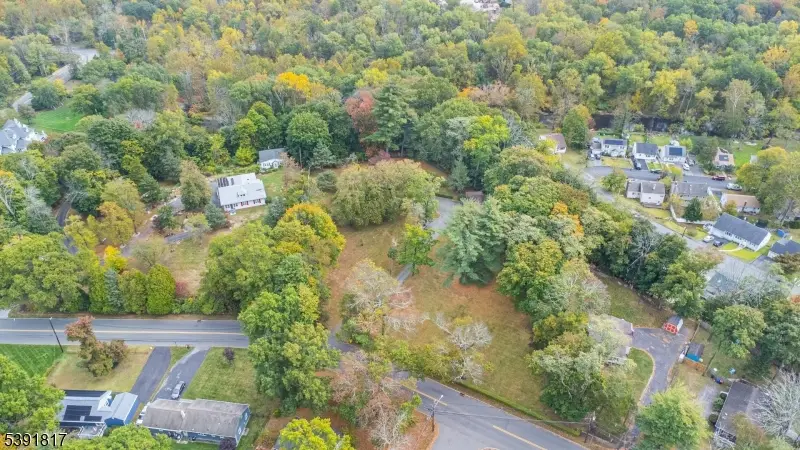 951 N Beverwyck Rd, Lake Hiawatha, NJ 07054 - Image #3