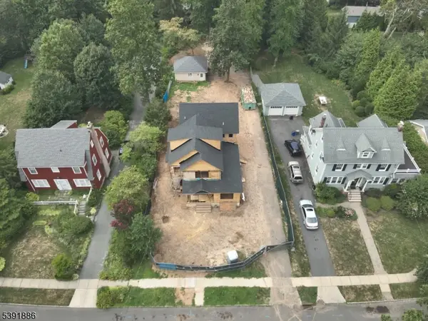 122 Stanmore Place, Westfield Town, NJ 07090