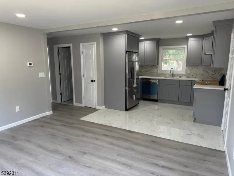 16 S 3rd Ave, Manville, NJ 08835 - Image #3