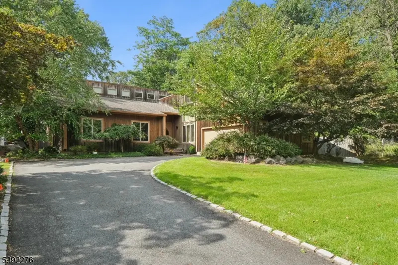 43 Franklin Ave, Livingston, NJ 07039 - Image #1