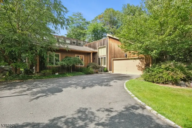 43 Franklin Ave, Livingston, NJ 07039 - Image #2