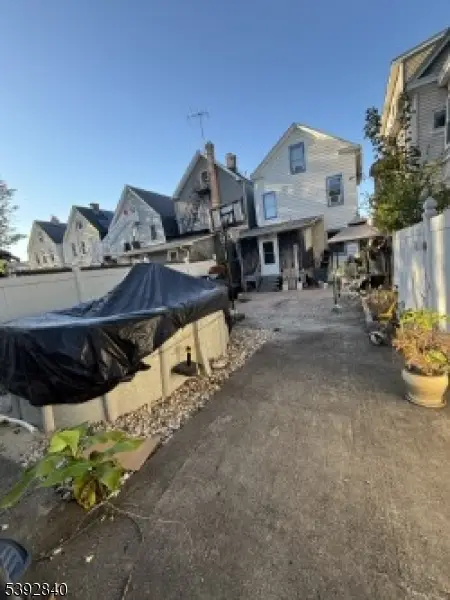 154 Sayre St, Elizabeth, NJ 07208 - Image #2