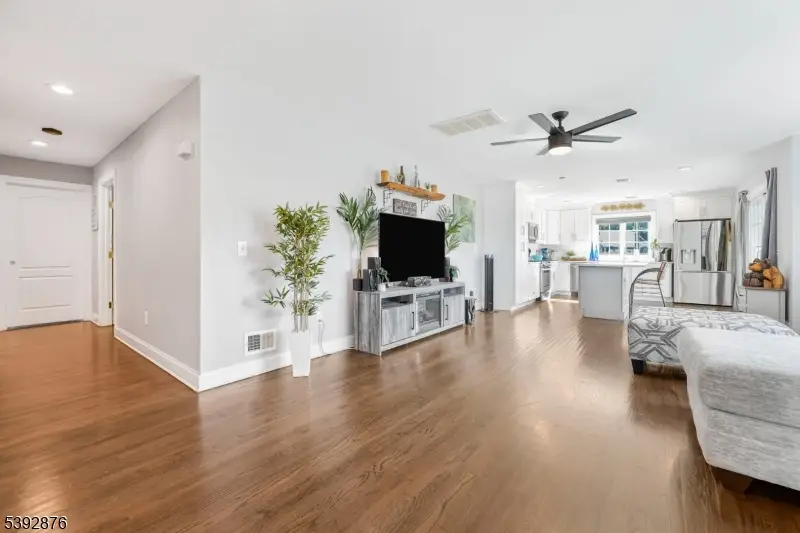 615B Prospect Ave, Fairview, NJ 07022 - #2