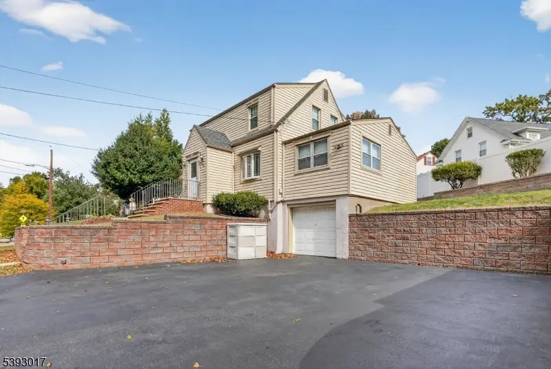 870 Passaic Ave, Kearny, NJ 07032 - #3