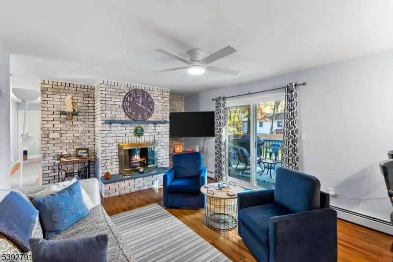 4 Saturn Ct, Highland Lakes, NJ 07462 - Image #2