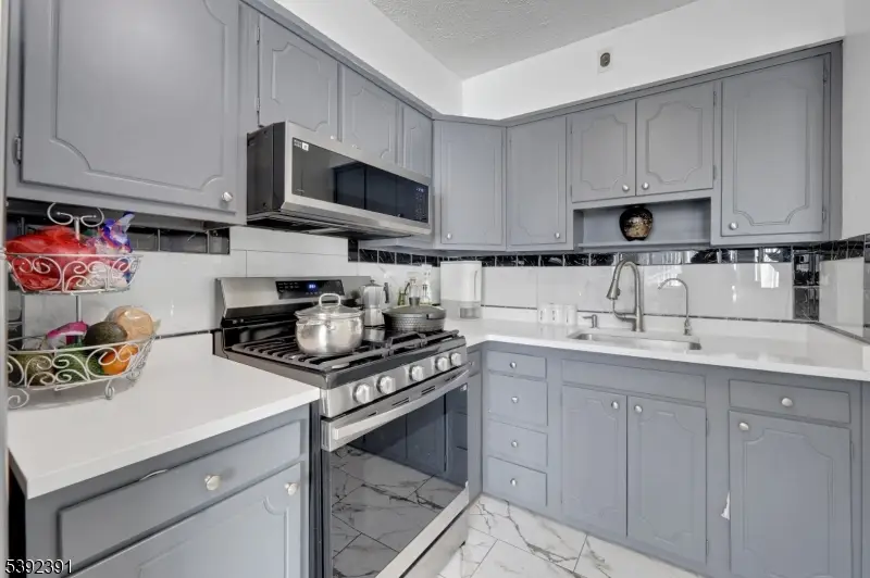 432-434 Trenton Ave #7, Paterson, NJ 07503 - Image #2