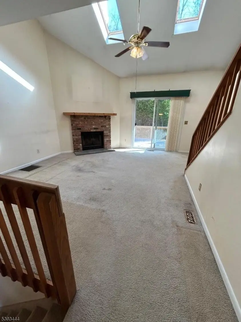 43 Rhea Run, Hampton Township, NJ 07860 - Image #2