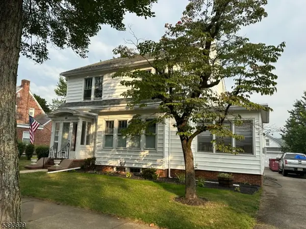 302 Grand Ave, Hackettstown Town, NJ 07840