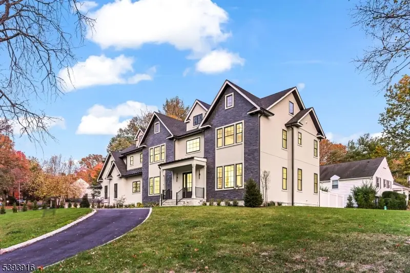 4 Athens Rd, Millburn, NJ 07078 - Image #3