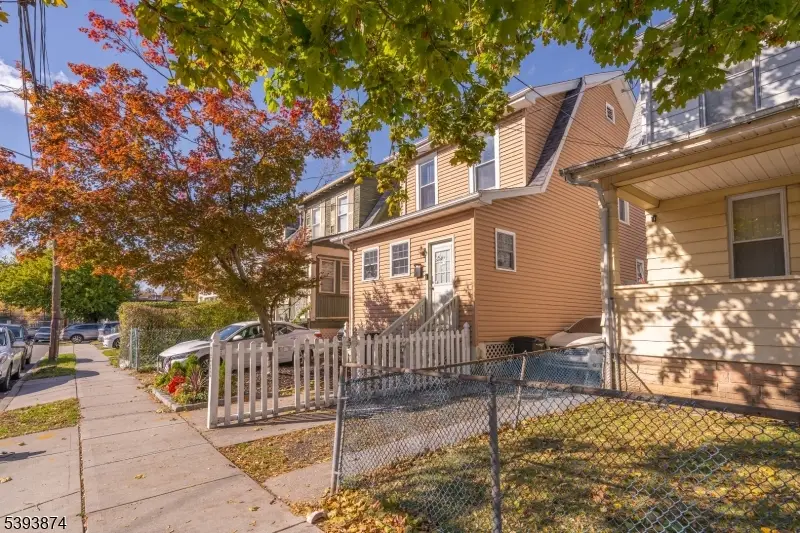 353 Bradford St, City Of Orange, NJ 07050 - Image #2