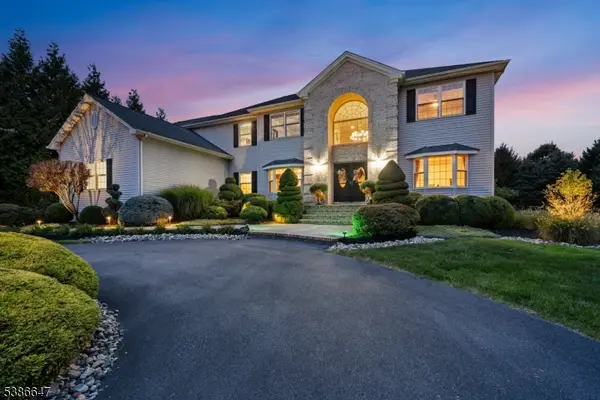 103 Cardinal Way, Greenwich Twp., NJ 08886