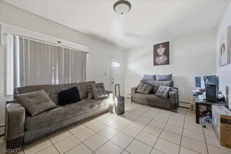 38 Fox St, Phillipsburg, NJ 08865 - Image #3