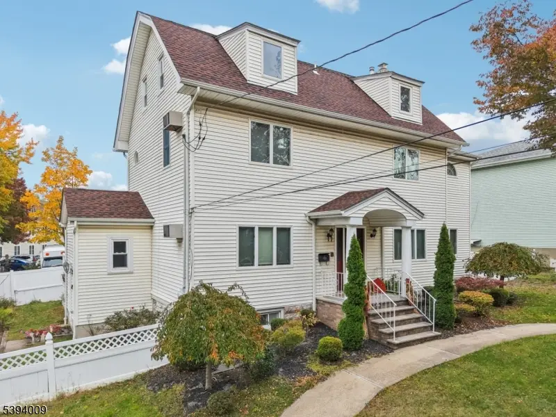 15 E Pierrepont Ave, Rutherford, NJ 07070 - #2