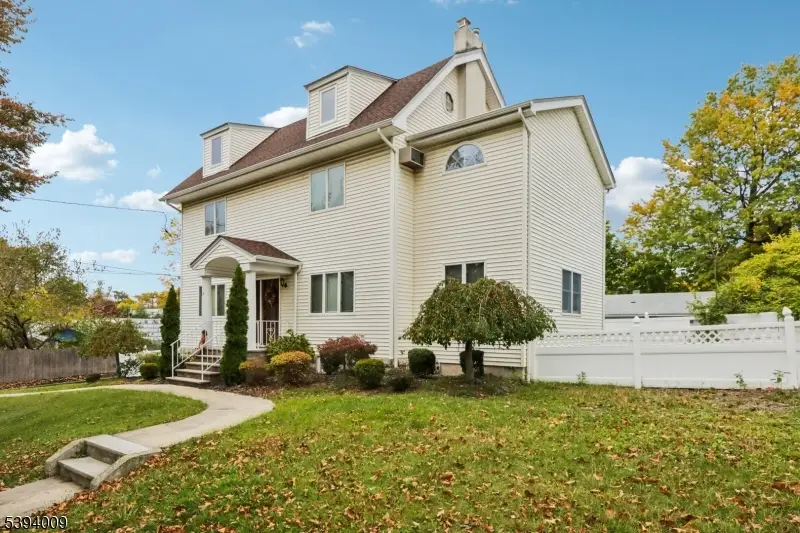 15 E Pierrepont Ave, Rutherford, NJ 07070 - #3