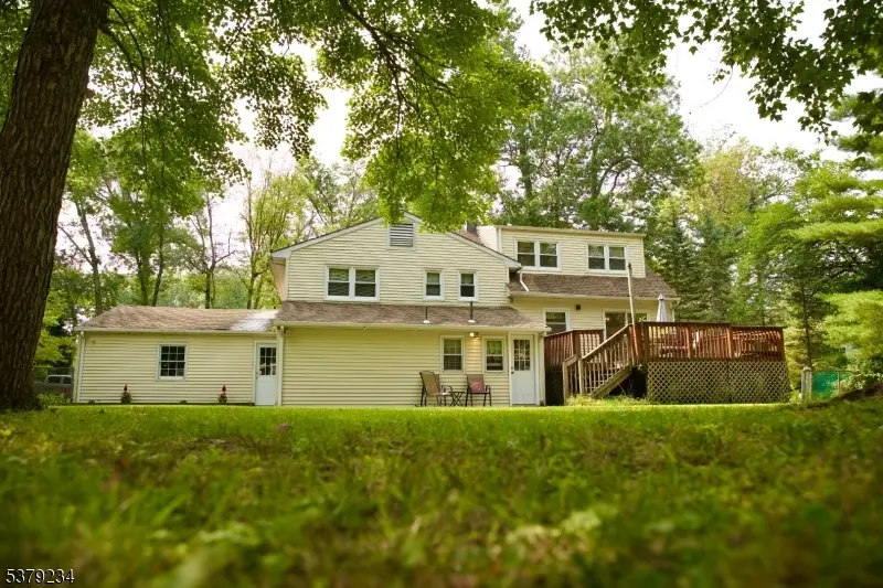 29 Beach St, East Hanover, NJ 07936 - Image #2