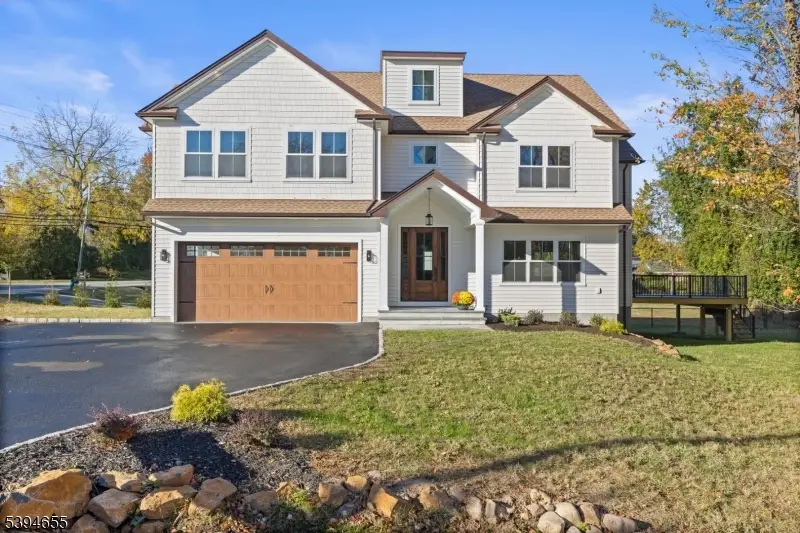 1 Willow Pl, East Hanover, NJ 07936 - Image #2