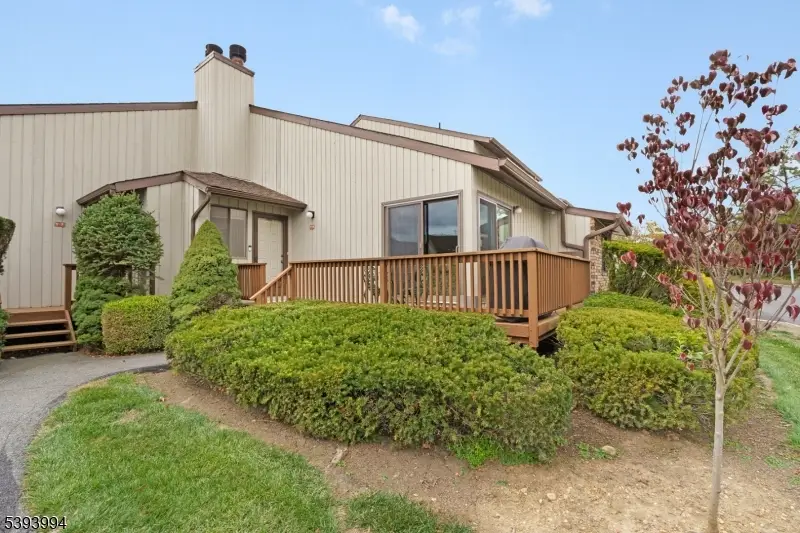 250 Ridgedale Ave Y8 #8, Florham Park, NJ 07932 - Image #1